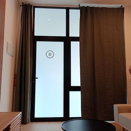 Estudio A Estrenar A Metros De Los Jardines Del Turia Valencia Exteriör bild